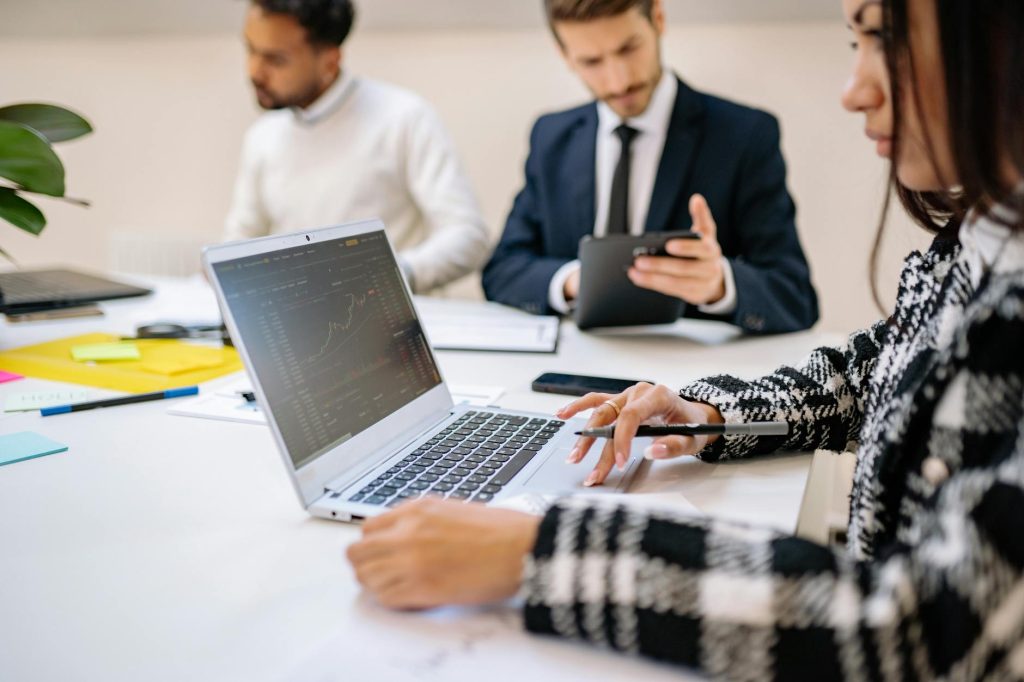Mengapa UMKM Butuh SEO Jasa Website?